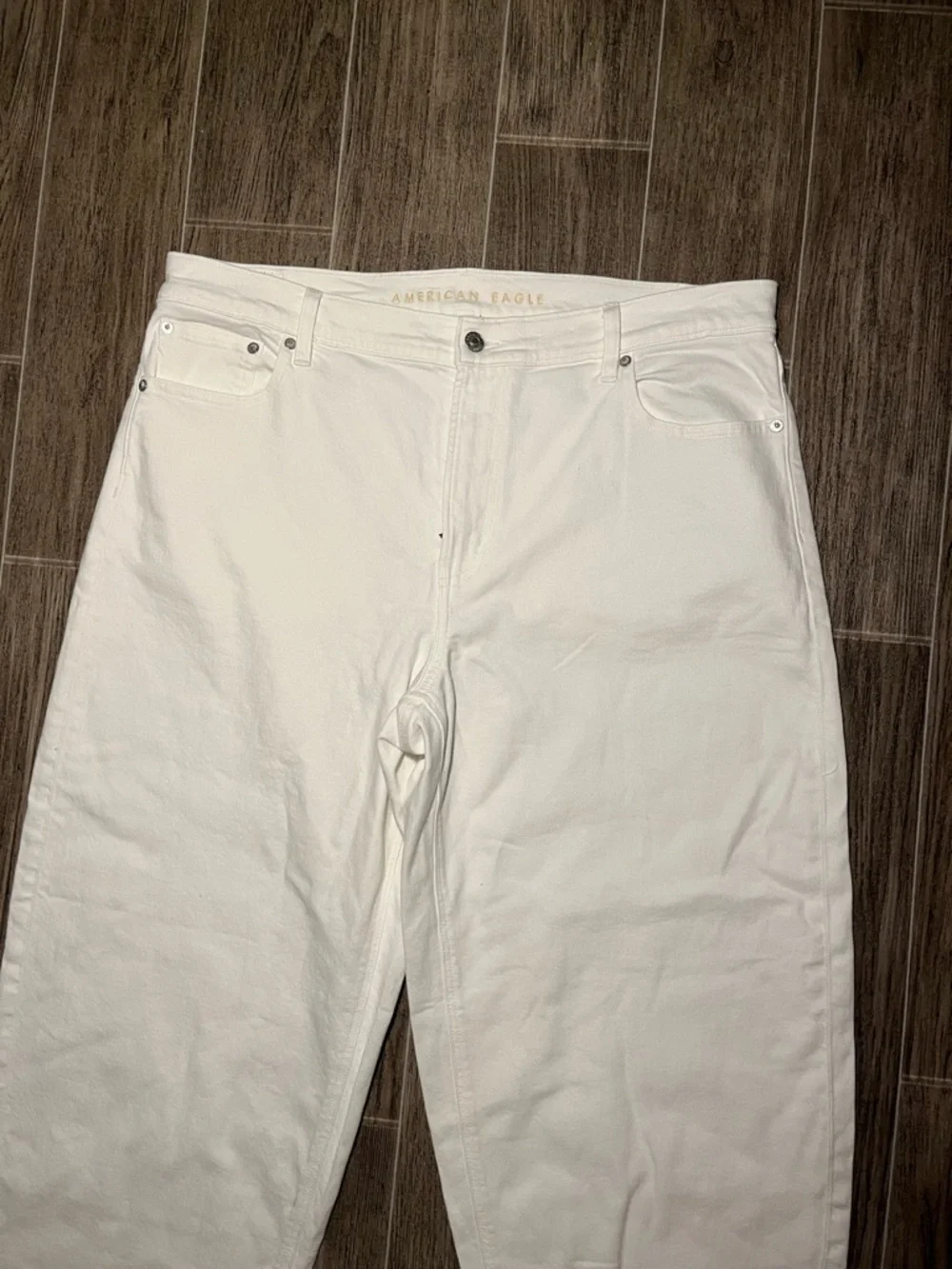 American Eagle Barrel Jeans White Women’s Size 14 Wide Leg NWT - Picture 2 of 11